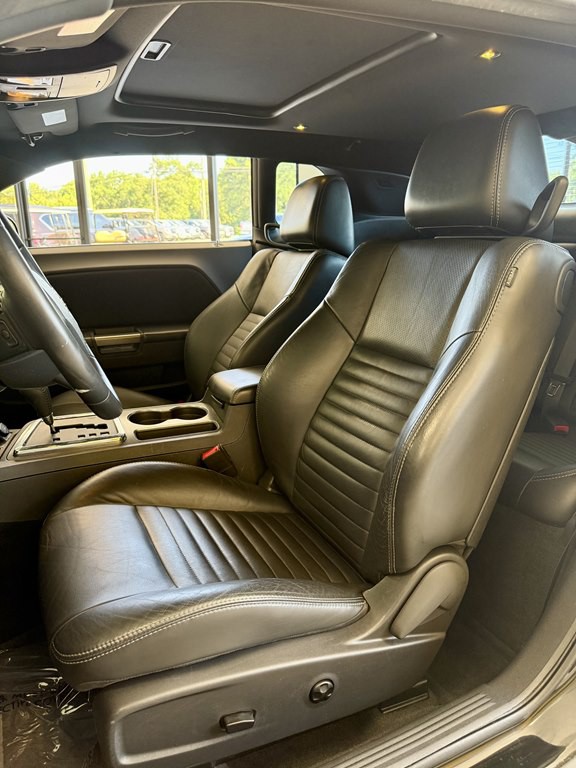 2013 Dodge Challenger Image 13