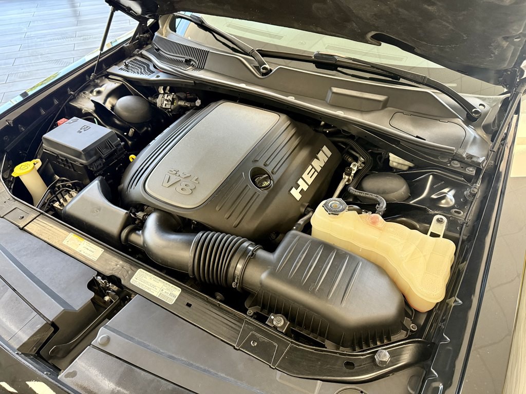 2013 Dodge Challenger Image 17