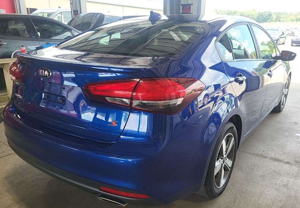 2018 Kia Forte Image 2