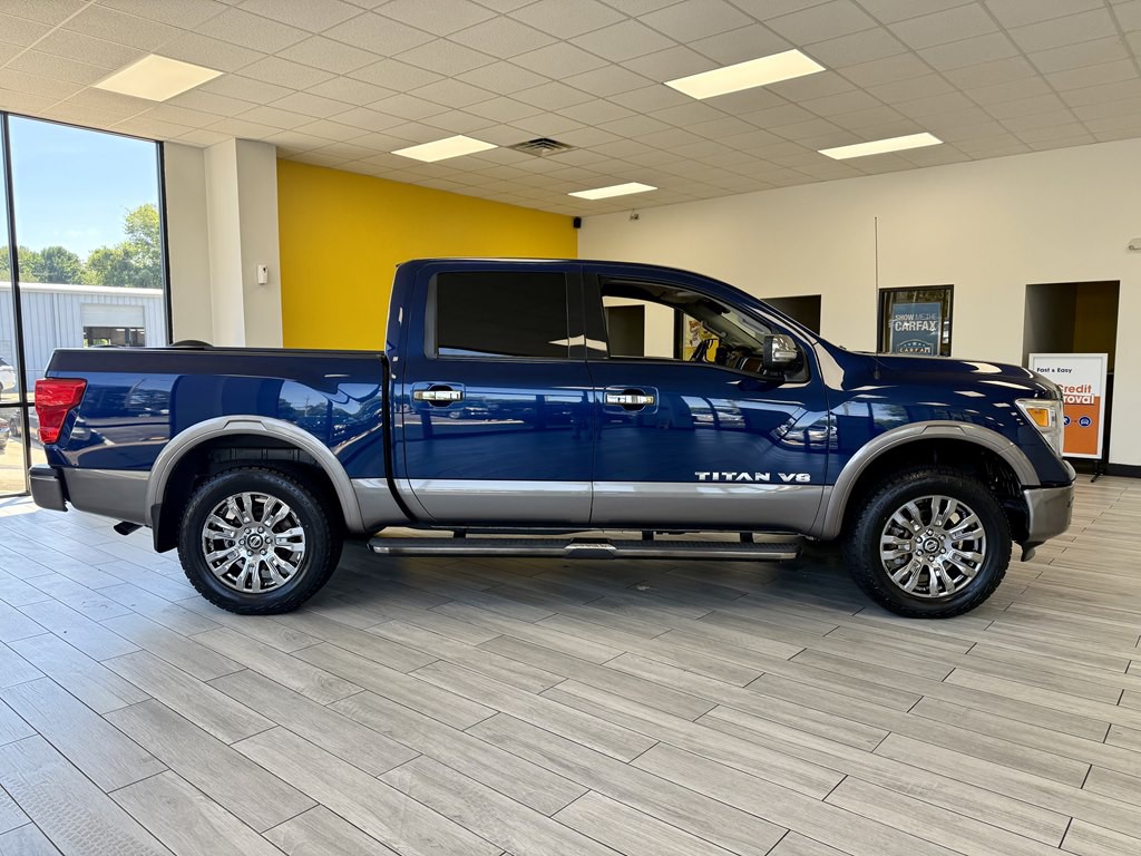2018 Nissan Titan Image 5