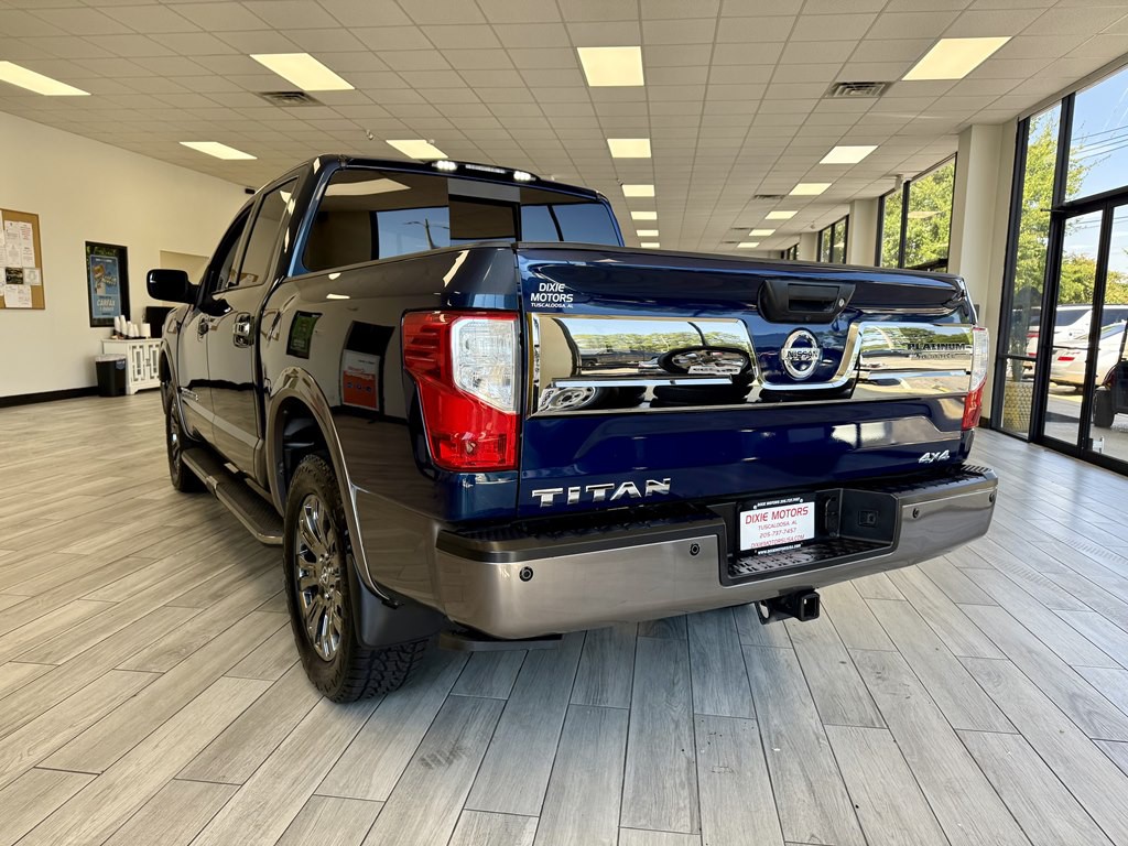 2018 Nissan Titan Image 7