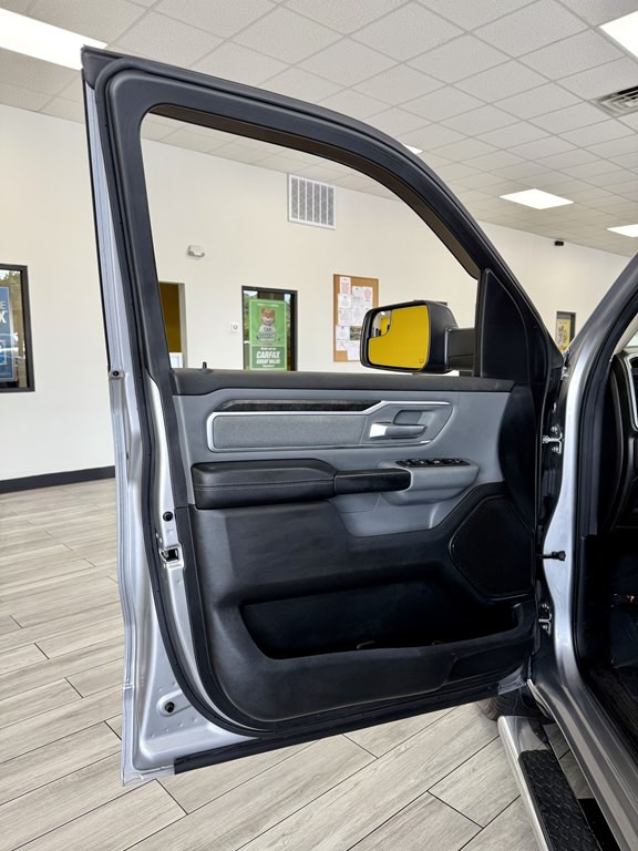 2020 RAM 1500 Image 15