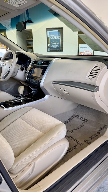 2013 Nissan Altima Image 11