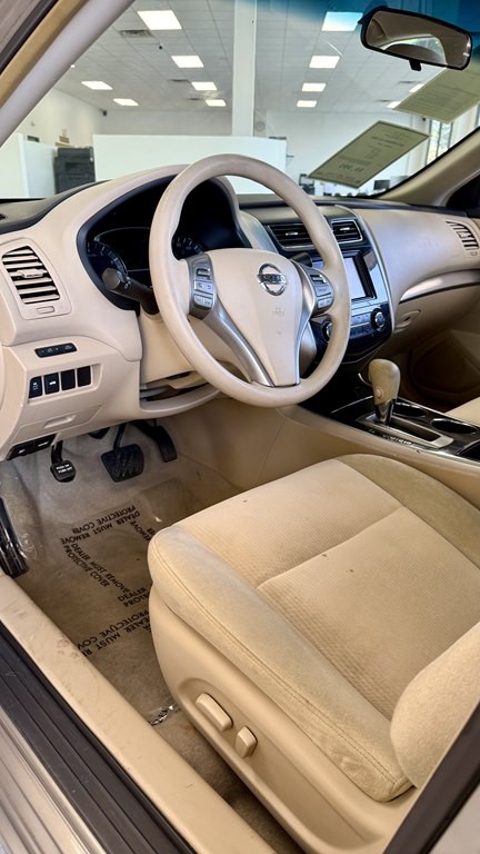 2013 Nissan Altima Image 12