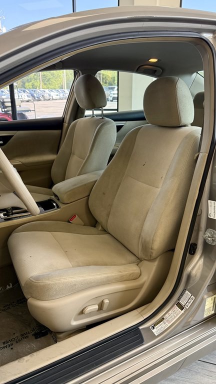 2013 Nissan Altima Image 13