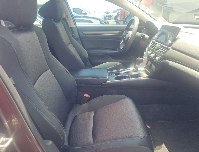 2018 Honda Accord Image 8