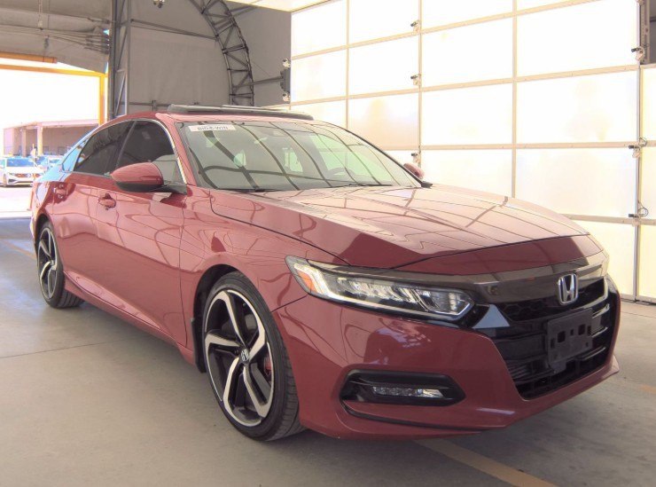 2019 Honda Accord Image 2