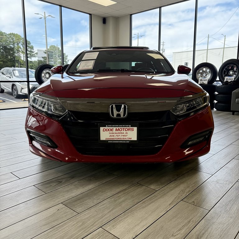 2019 Honda Accord Image 2