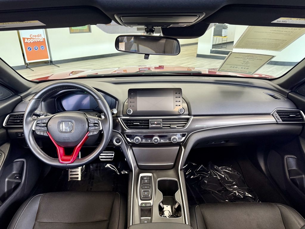 2019 Honda Accord Image 10