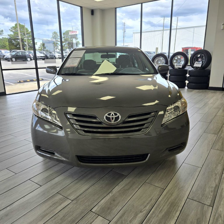 2009 Toyota Camry Image 2