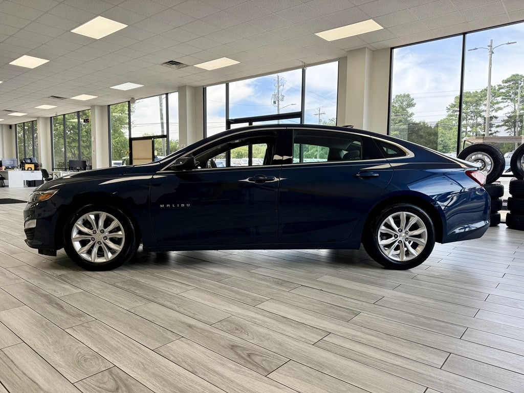 2020 Chevrolet Malibu Image 4
