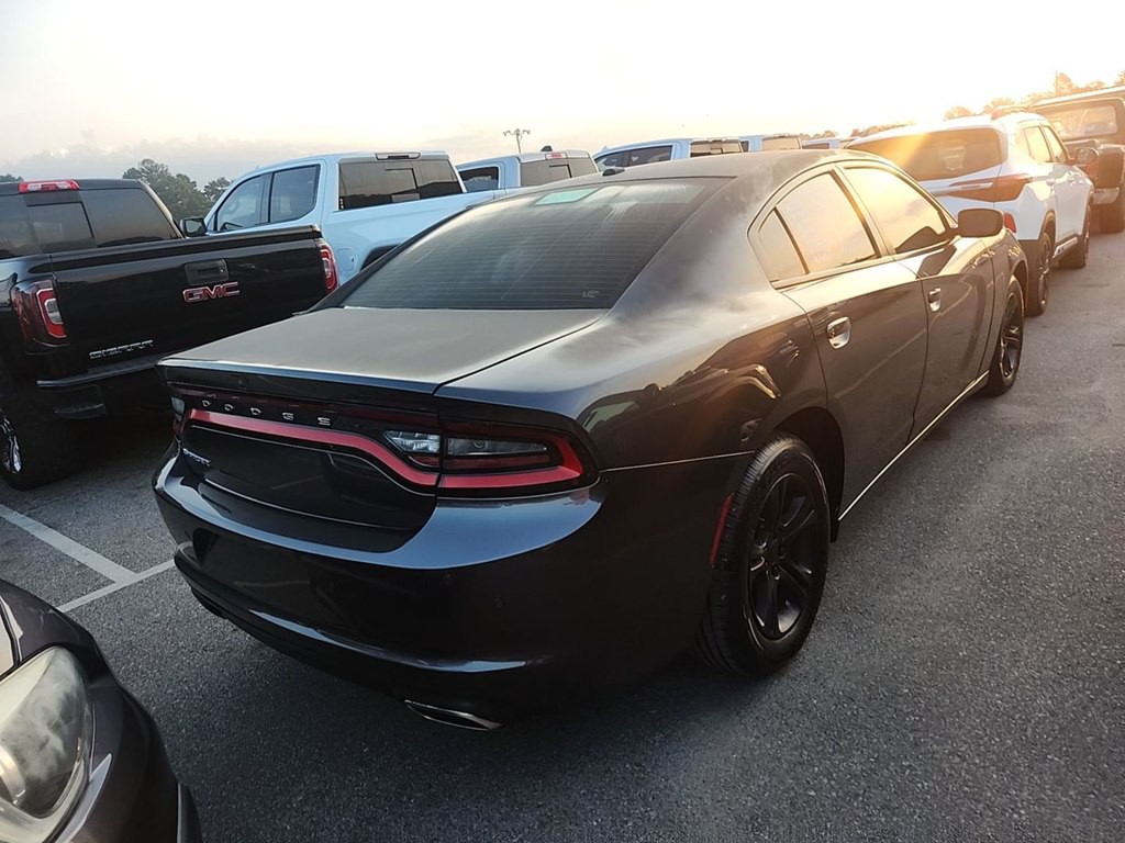 2021 Dodge Charger Image 3