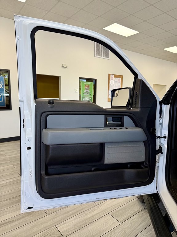 2012 Ford F-150 Image 9