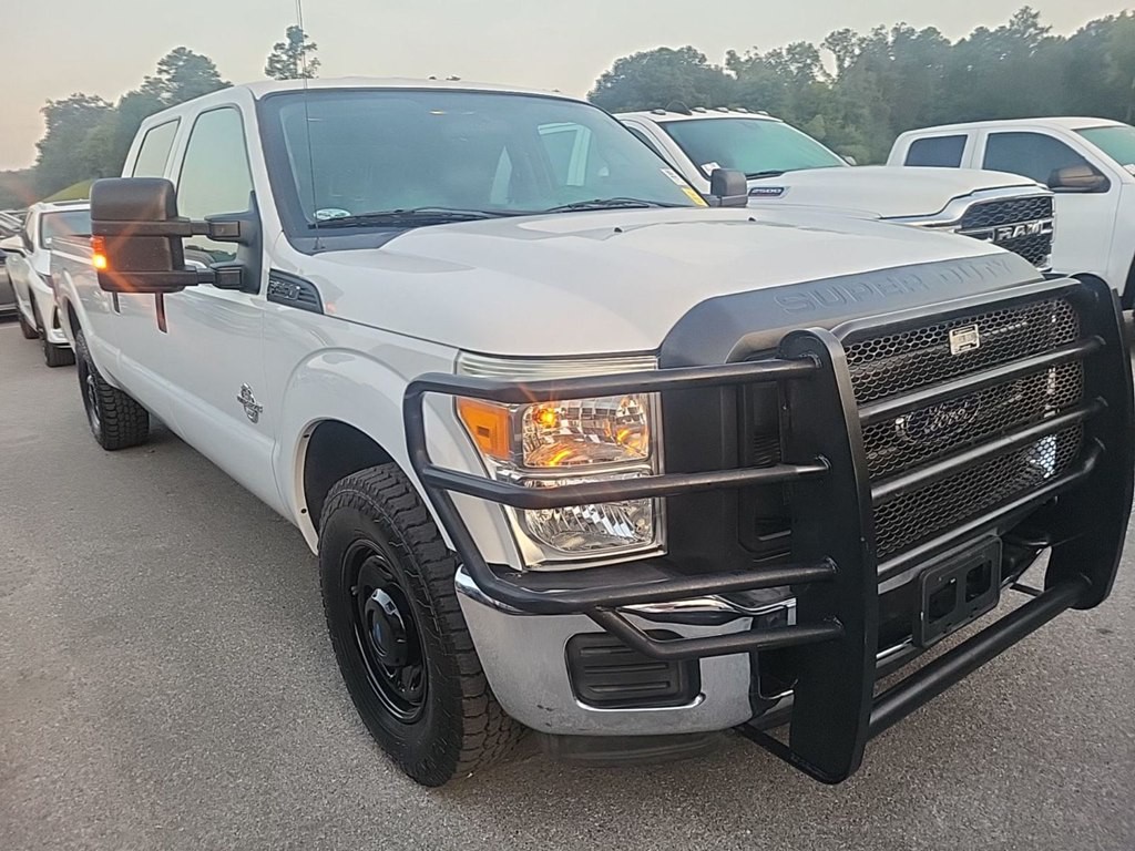 2015 Ford F-350 Image 2