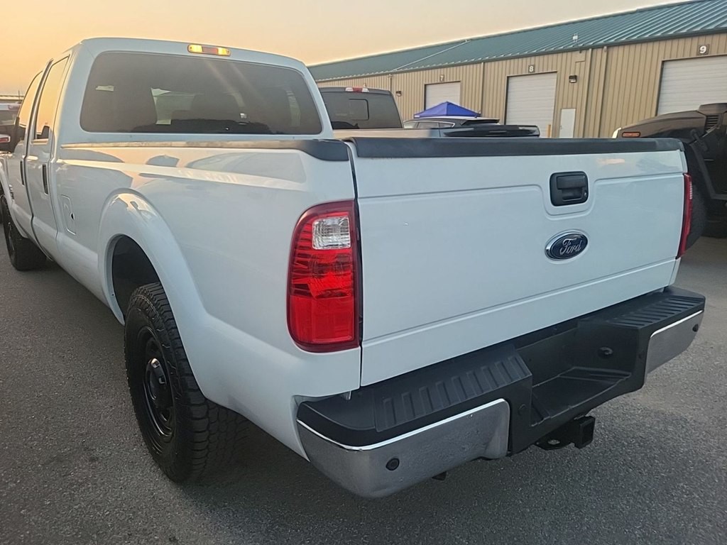 2015 Ford F-350 Image 4