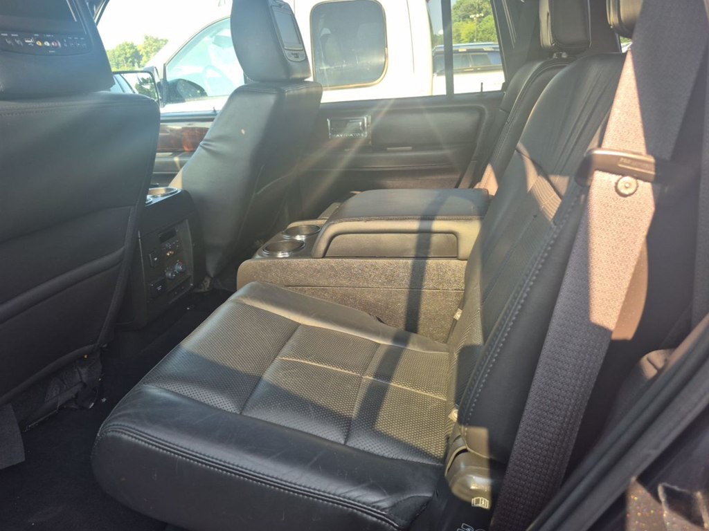 2014 Lincoln Navigator Image 8