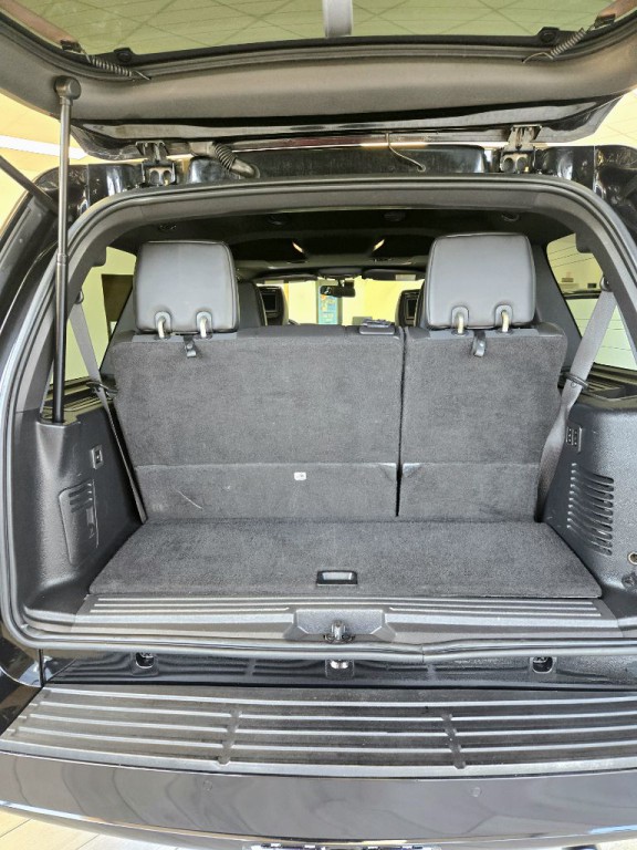 2014 Lincoln Navigator Image 9