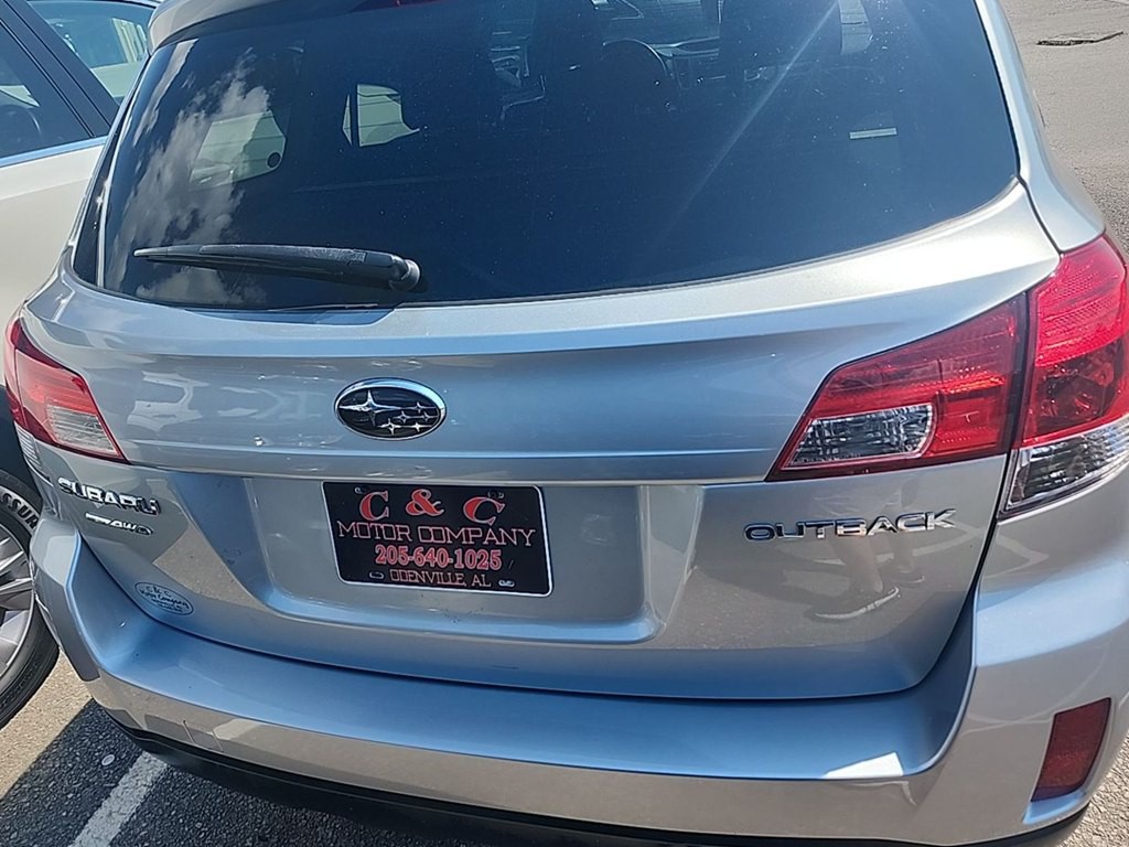 2012 Subaru Outback Image 5