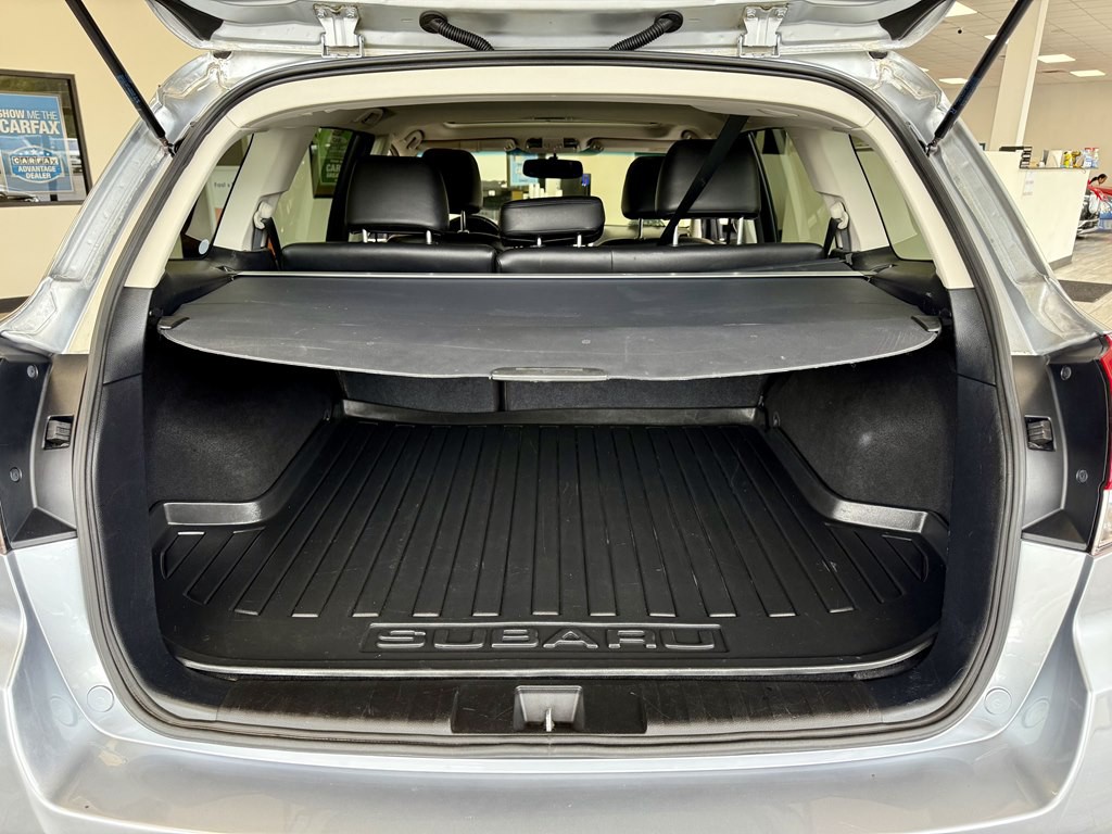 2012 Subaru Outback Image 9