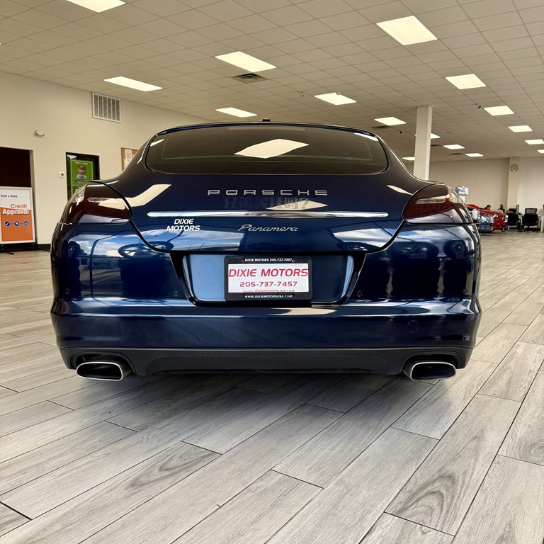 2011 Porsche Panamera Image 8