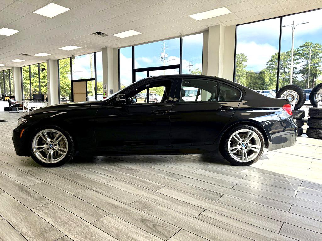 2014 BMW 3 Series Image 4