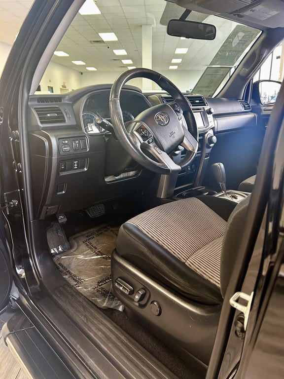 2014 Toyota 4Runner Image 13