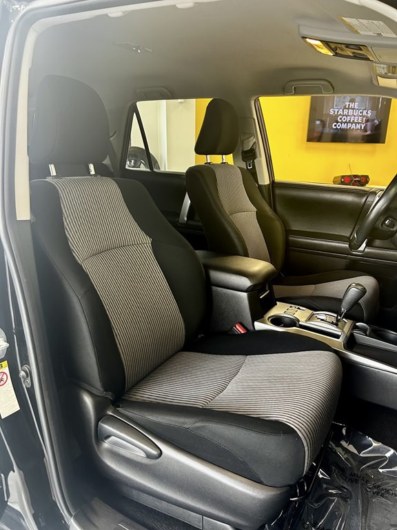 2014 Toyota 4Runner Image 16
