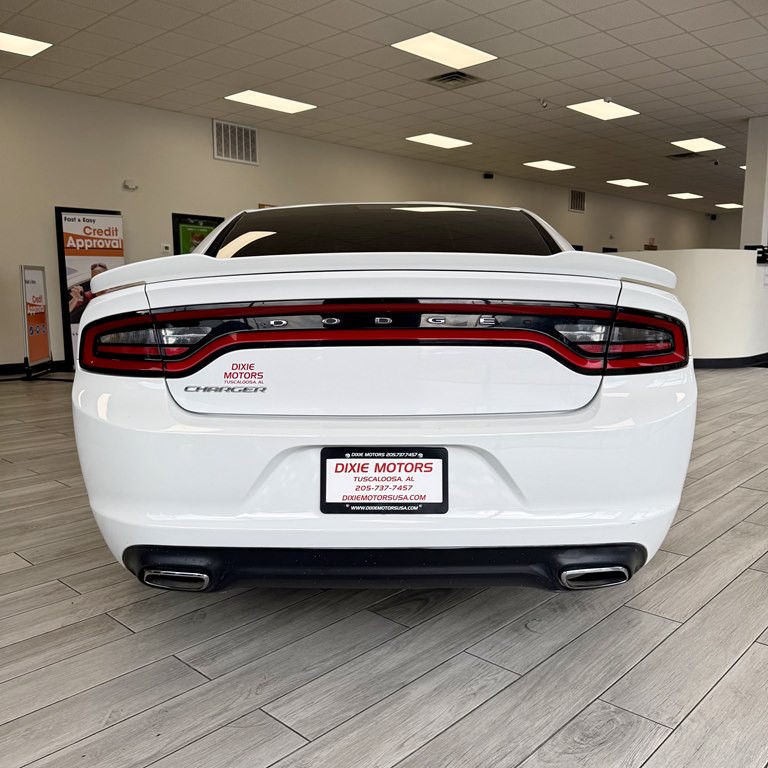 2017 Dodge Charger Image 8