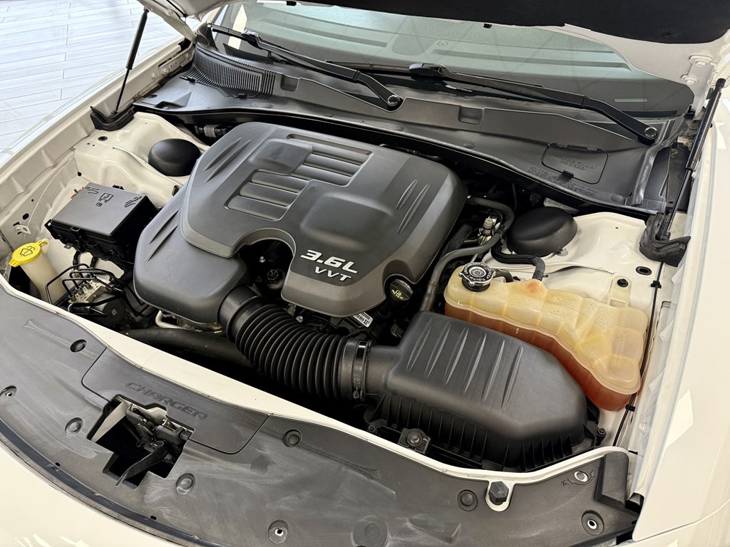 2017 Dodge Charger Image 17