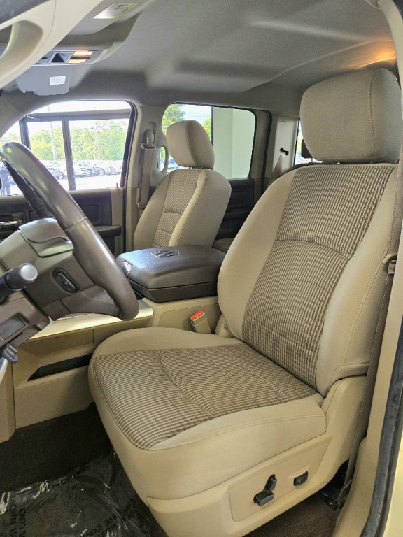 2010 Dodge Ram 1500 Image 12