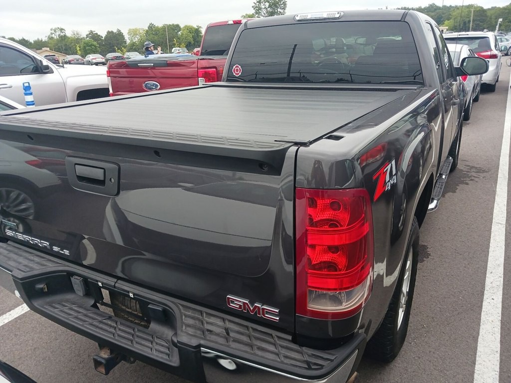 2011 GMC Sierra Image 3