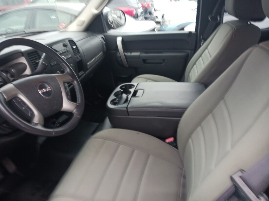 2011 GMC Sierra Image 5
