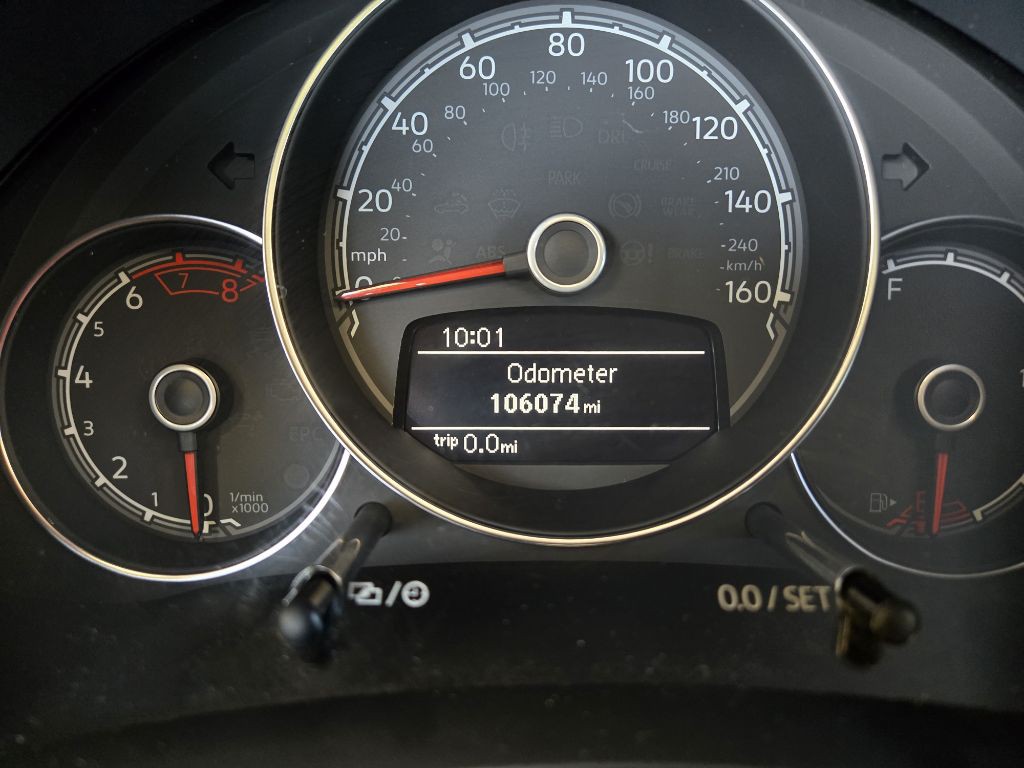 2017 Volkswagen Beetle Image 18