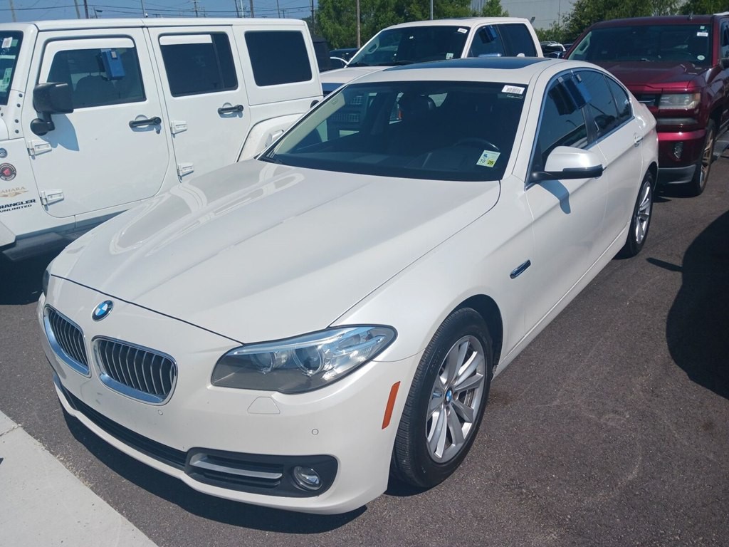 2015 BMW 5 Series Image 2