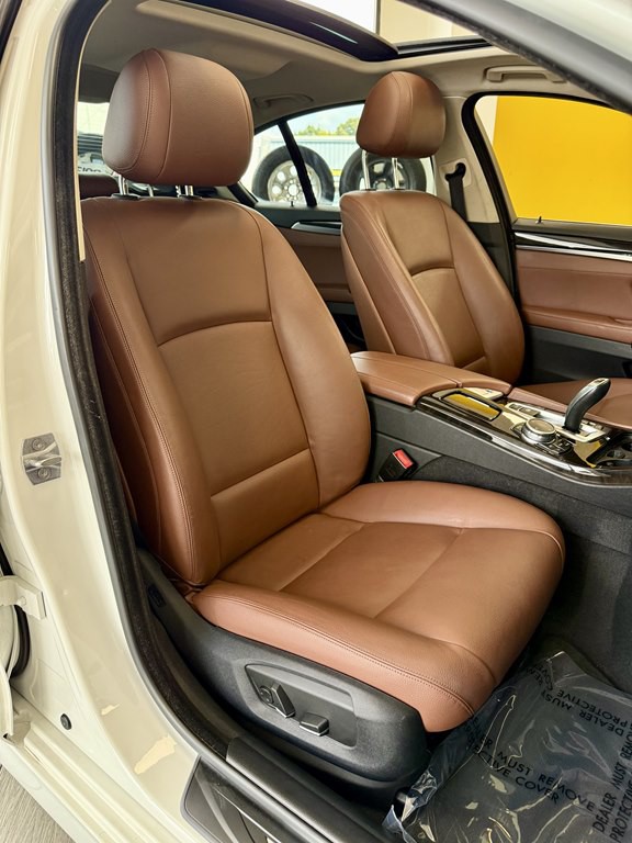 2015 BMW 5 Series Image 16