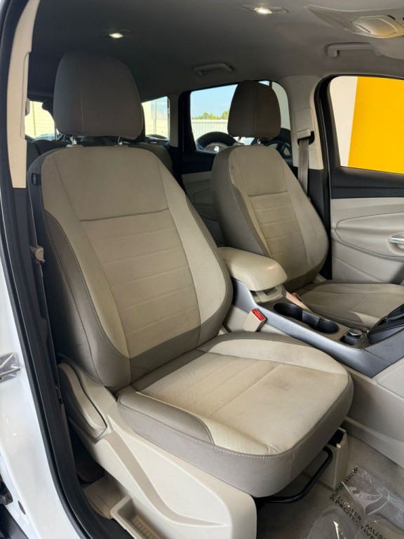 2014 Ford Escape Image 16