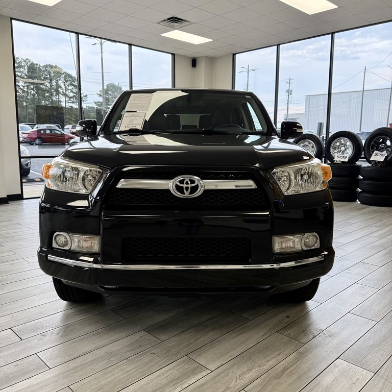 2013 Toyota 4Runner Image 2