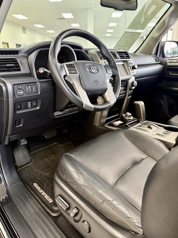 2013 Toyota 4Runner Image 12