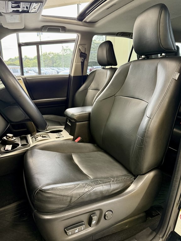 2013 Toyota 4Runner Image 13