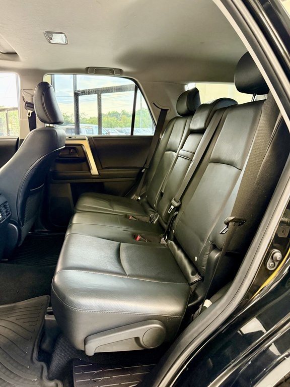 2013 Toyota 4Runner Image 16
