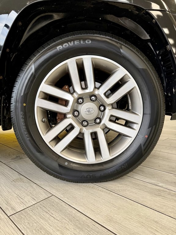 2013 Toyota 4Runner Image 18