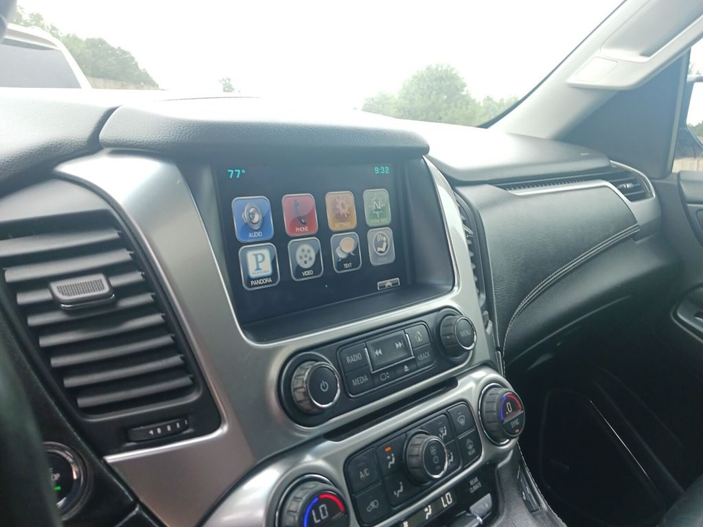 2015 Chevrolet Tahoe Image 6