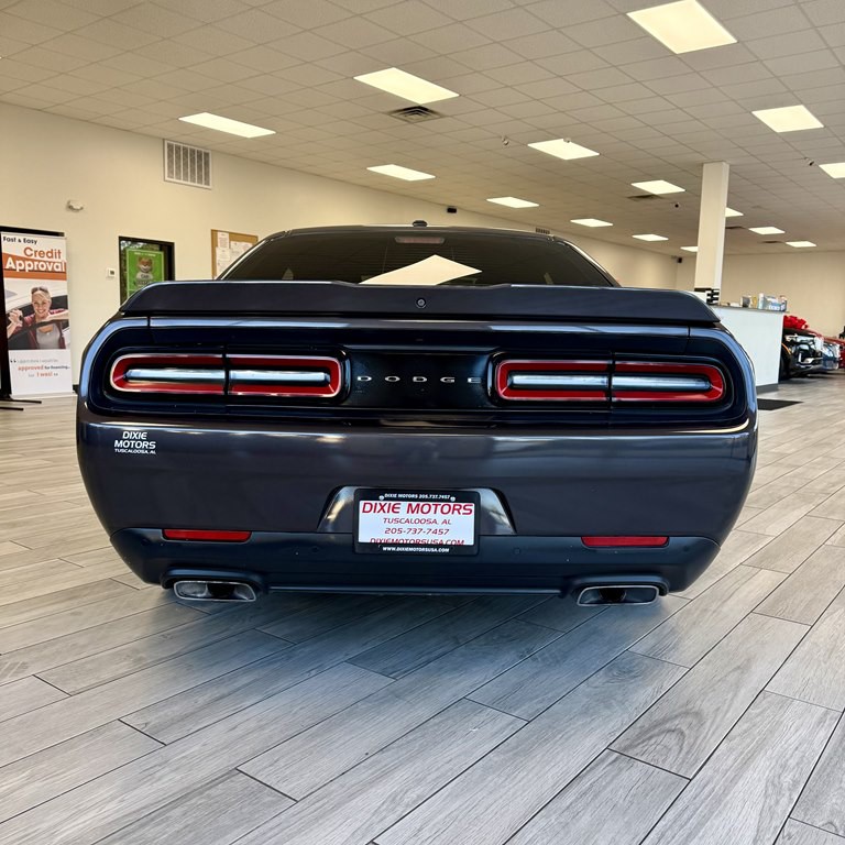 2019 Dodge Challenger Image 3