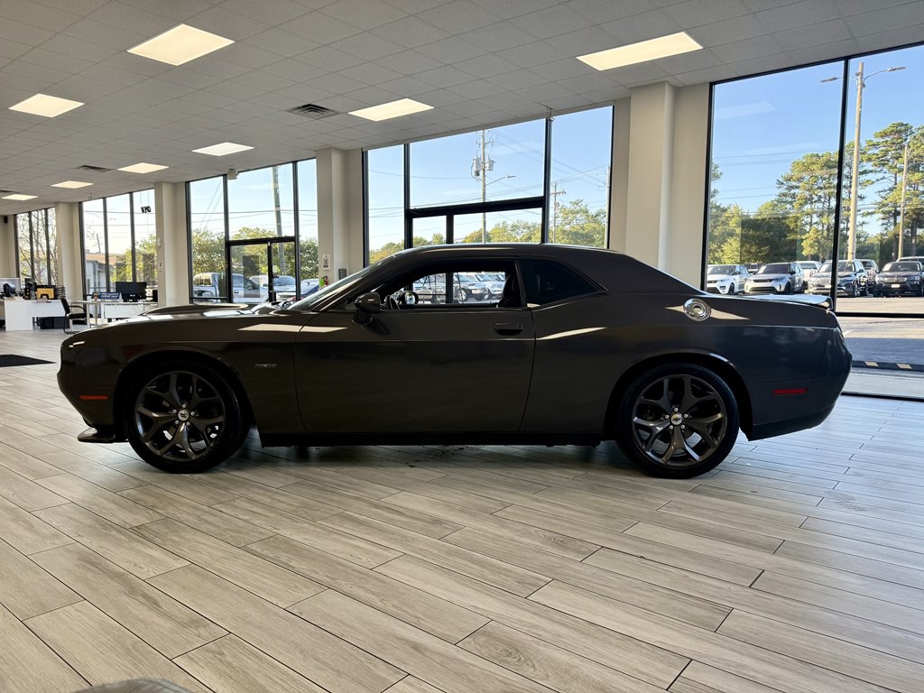 2019 Dodge Challenger Image 5