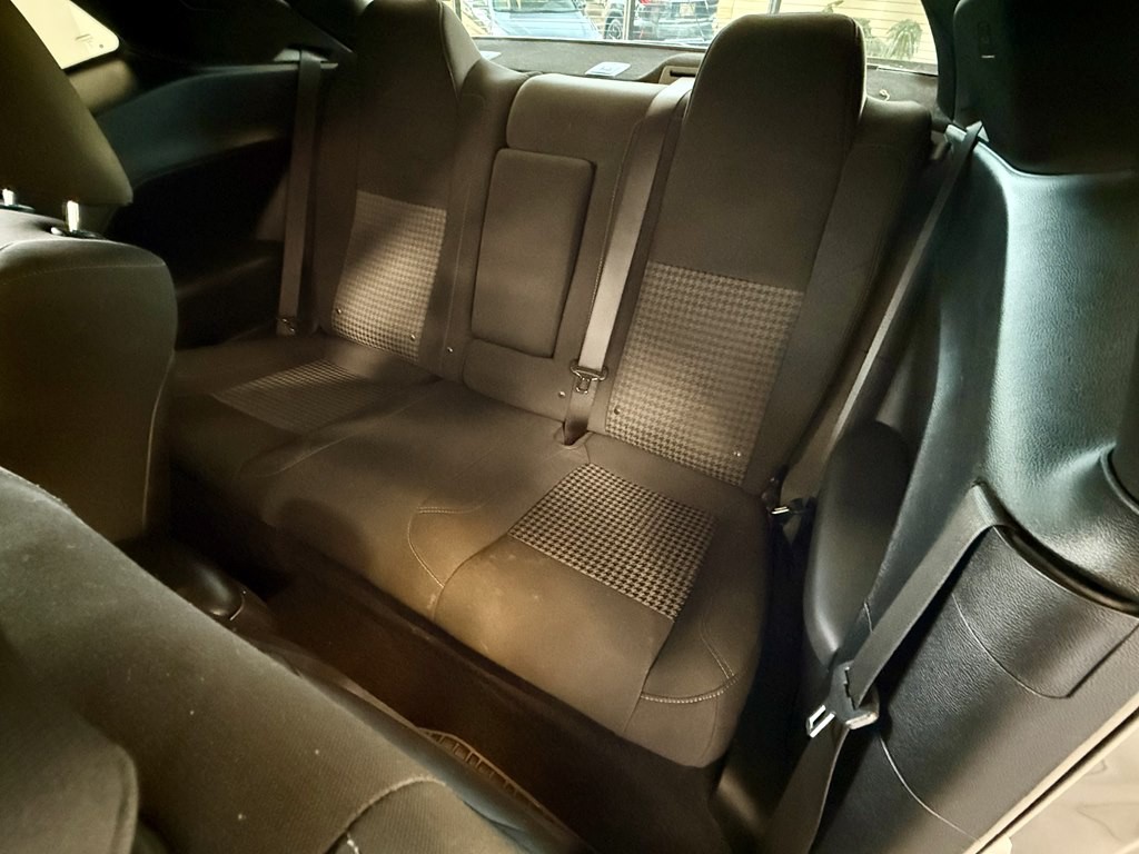 2019 Dodge Challenger Image 12