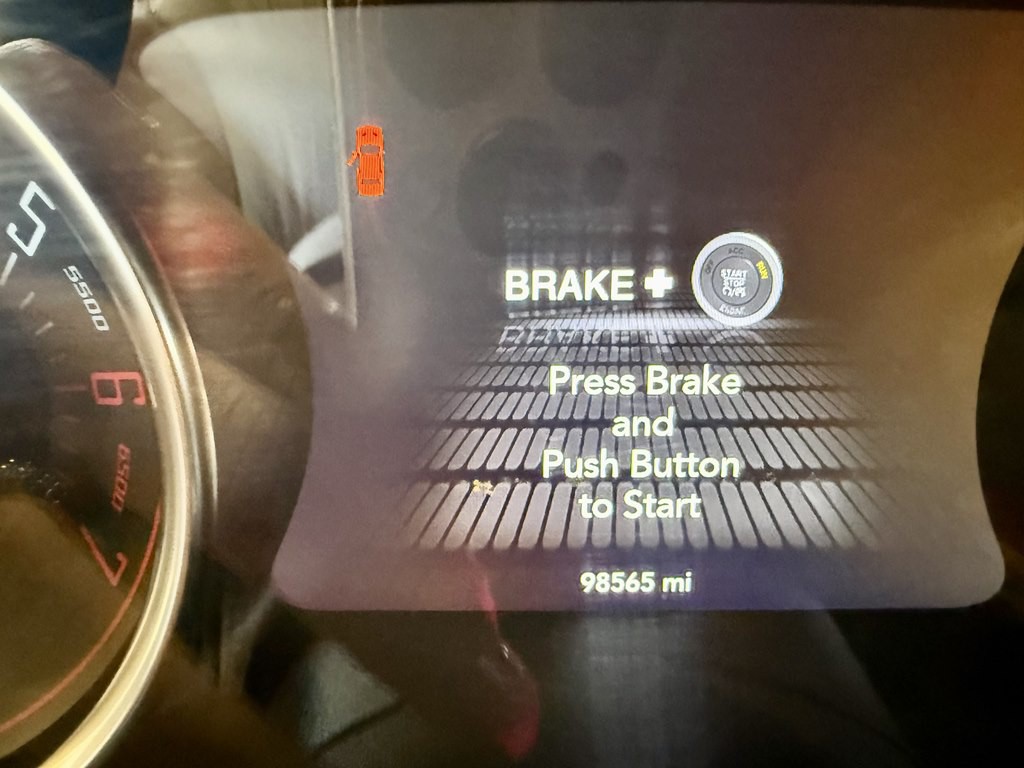 2019 Dodge Challenger Image 19