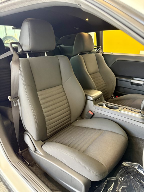 2011 Dodge Challenger Image 15