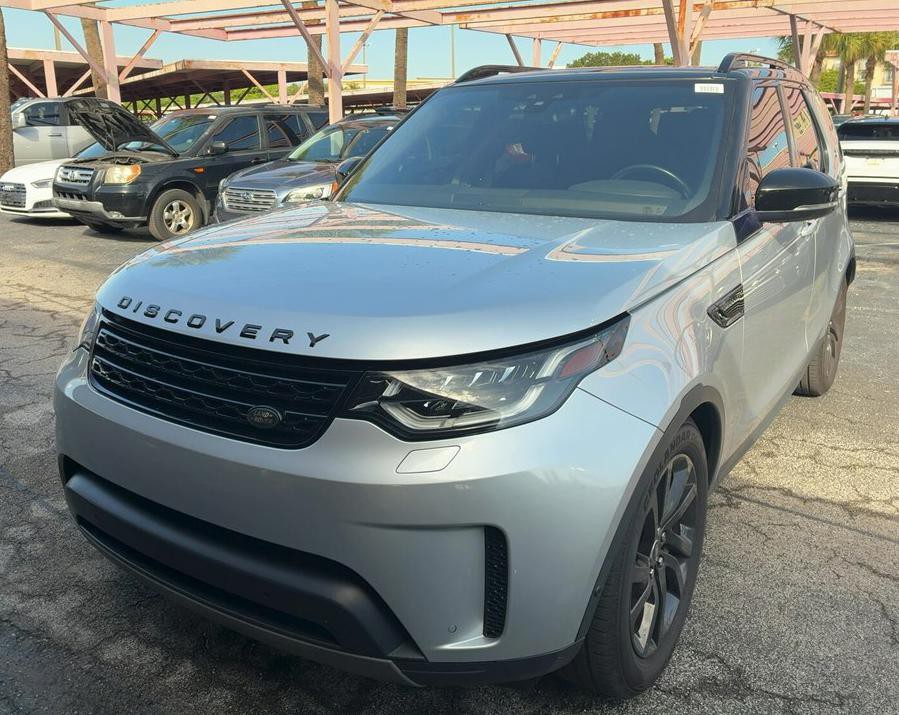 2019 Land Rover Discovery Image 3