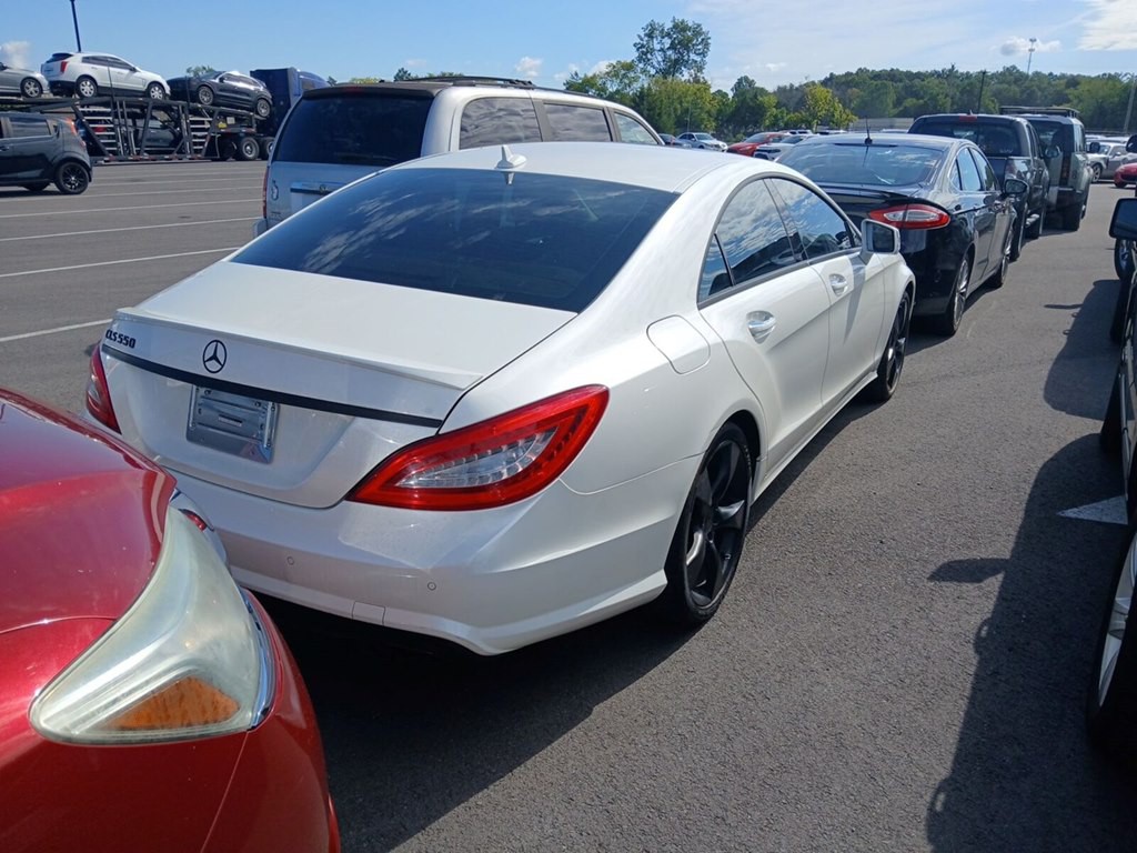 2013 Mercedes-Benz CLS-Class Image 2