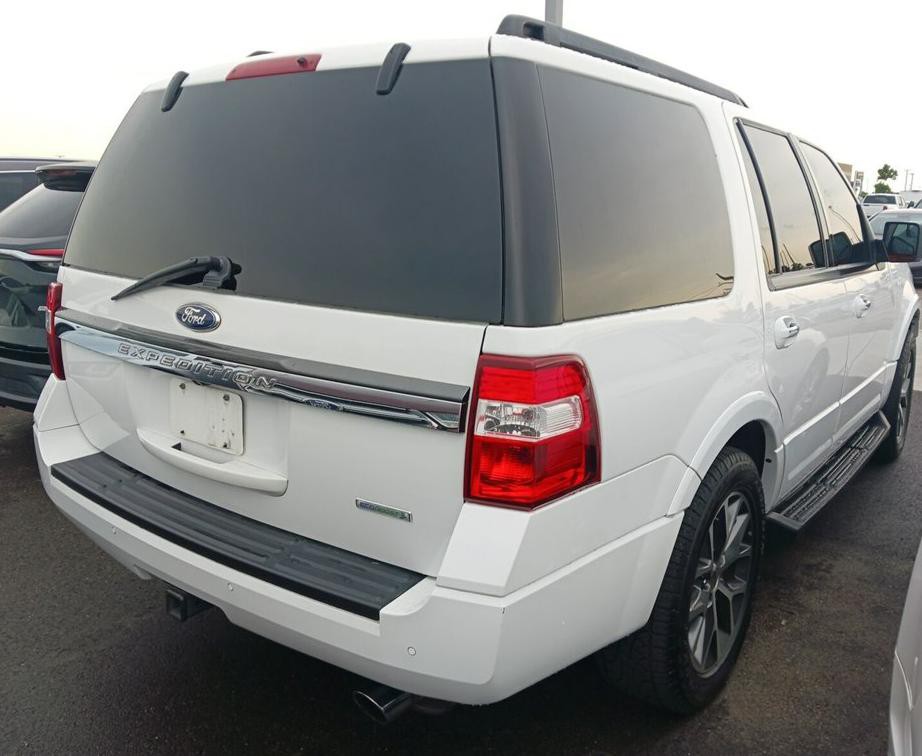 2015 Ford Expedition Image 3